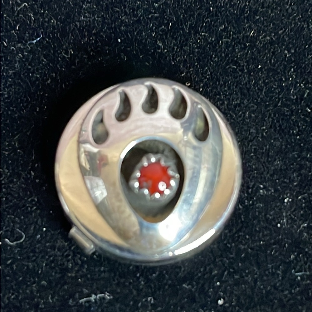 Native American Bear Paw Button Covers. - image 5